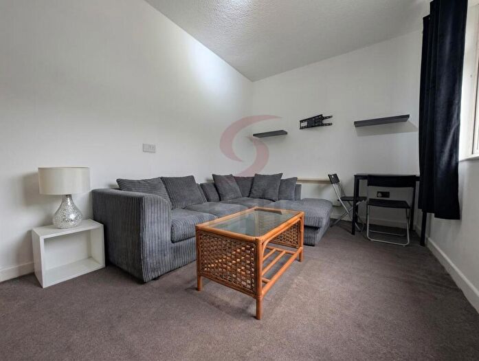 1 Bedroom Flat To Rent In Sandpits Lane, Kerelsey, Coventry, CV6