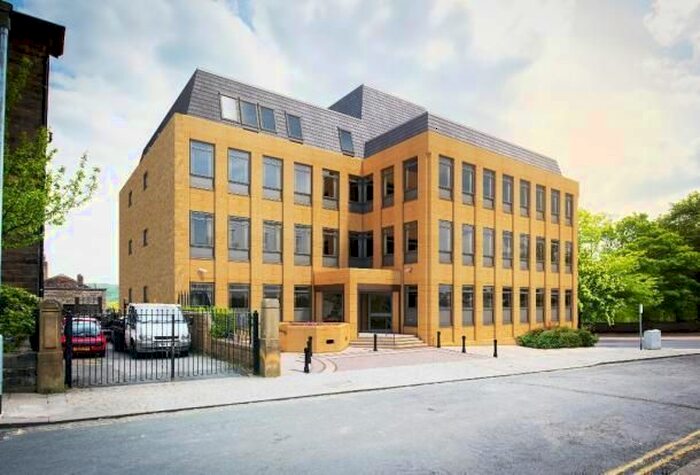 1 Bedroom Flat To Rent In George Street, Halifax HX1