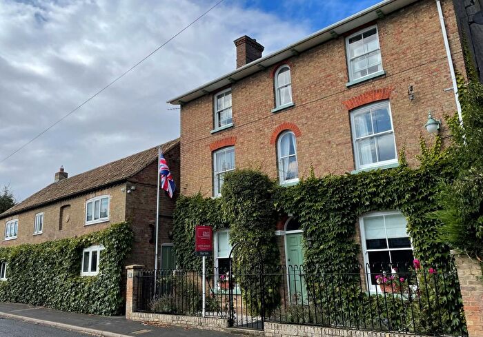 7 Bedroom Detached House For Sale In Mill Road, Wistow, Huntingdon, Cambridgeshire, PE28