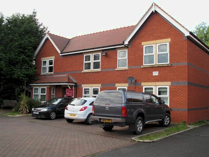 2 Bedroom Property To Rent In Station Approach House, Holmes Chapel, CW4