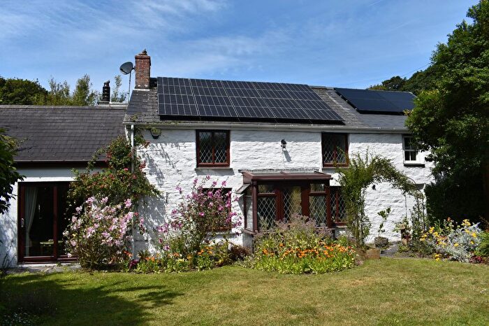 4 Bedroom Semi-Detached House For Sale In Bridge, Redruth, Cornwall, TR16