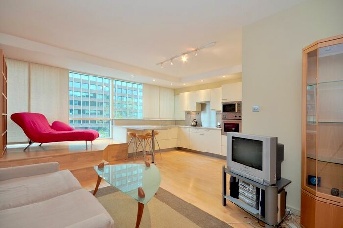 1 Bedroom Flat To Rent In Grosvenor Road, London, SW1V