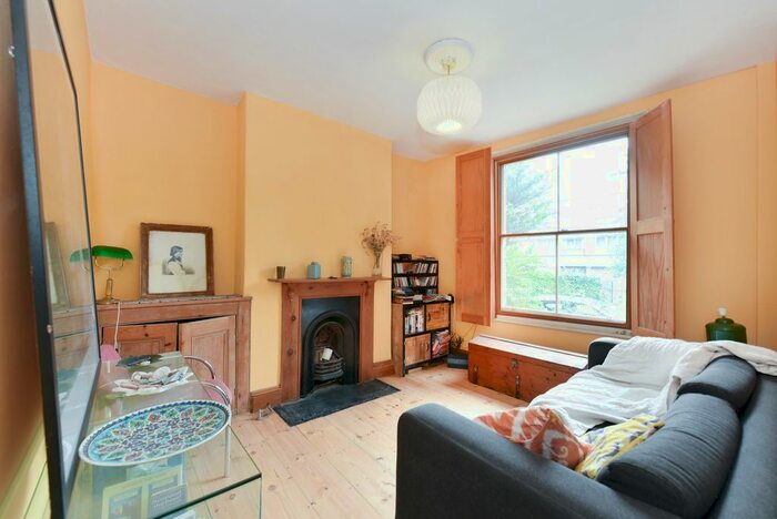2 Bedroom End Of Terrace House For Sale In Cassland Road, London, E9