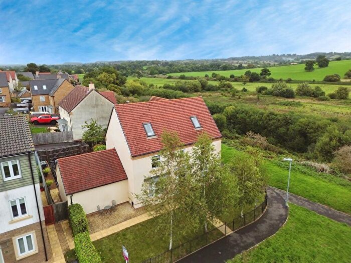 6 Bedroom Detached House For Sale In Great Mead, Yeovil, BA21