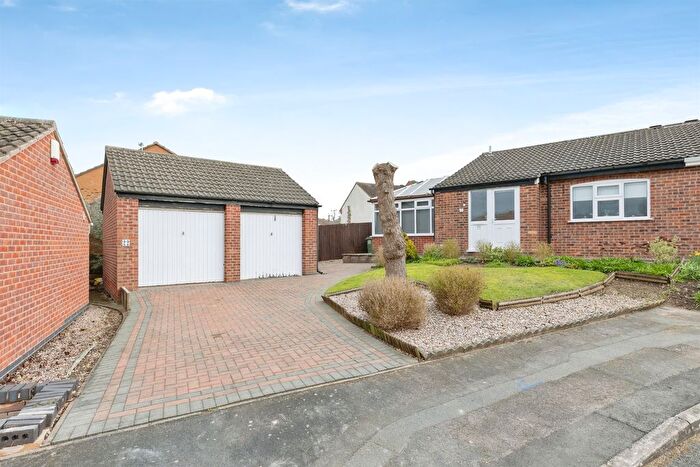 2 Bedroom Semi Detached Bungalow For Sale In Wheatland Close, Oadby, Leicester, LE2
