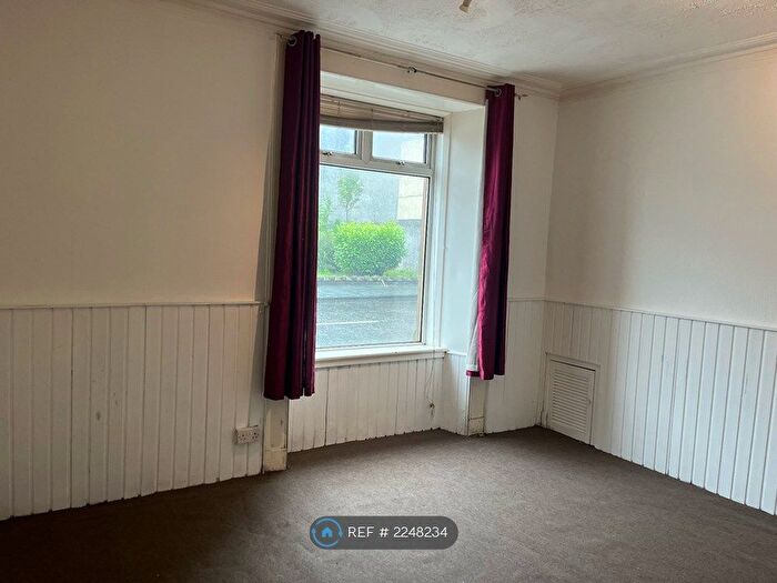 1 Bedroom Flat To Rent In Main Street, Newmilns, KA16