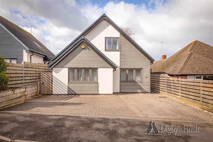 4 Bedroom Detached House For Sale In Thomas Avenue, Radcliffe-On-Trent, Nottingham, NG12