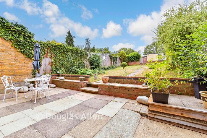 5 Bedroom Terraced House For Sale In Eastley, Basildon, Essex, SS16