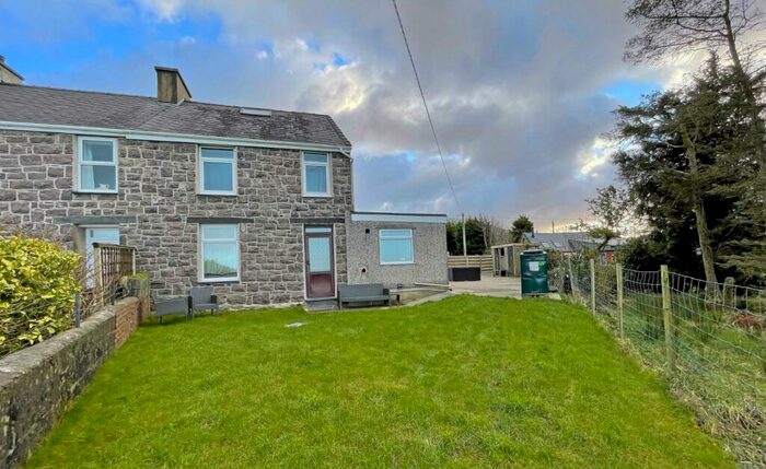 3 Bedroom Semi-Detached House For Sale In Waunfawr, Caernarfon, Gwynedd, LL55