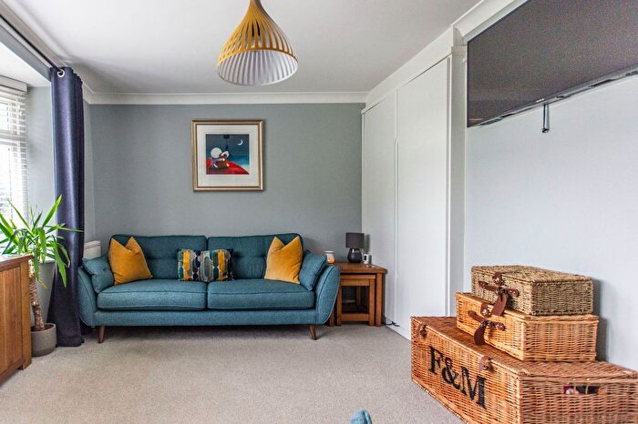 2 Bedroom Bungalow For Sale In Kidderminster Road, Bewdley, DY12