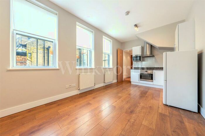 1 Bedroom Apartment To Rent In Finchley Road, London, NW11