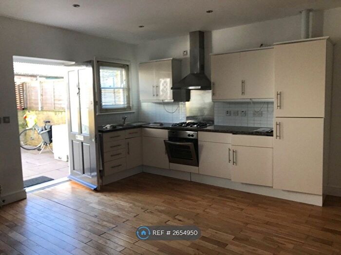 1 Bedroom Flat To Rent In Sunderland Road, London, SE23