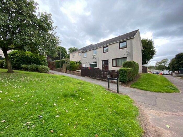 3 Bedroom House To Rent In Mansefield, East Calder, West Lothian, EH53