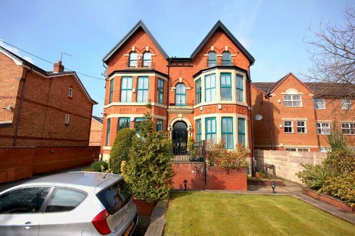 2 Bedroom Flat To Rent In Hampton Lodge, Palatine Road, West Didsbury, M20