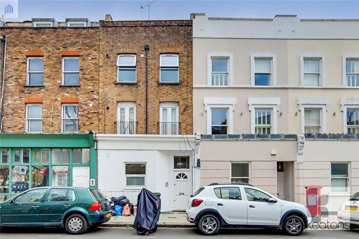 2 Bedroom Flat To Rent In Grafton Road, Kentish Town, London, NW5
