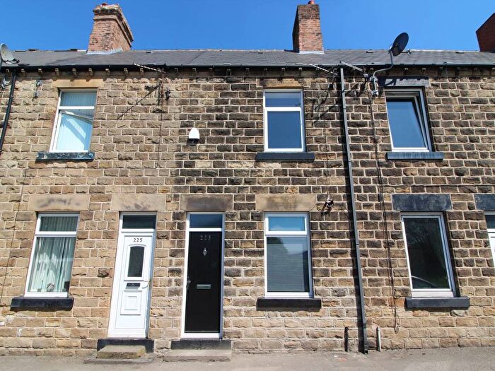 2 Bedroom Property To Rent In Barnsley Road, Hoyland, Barnsley, S74