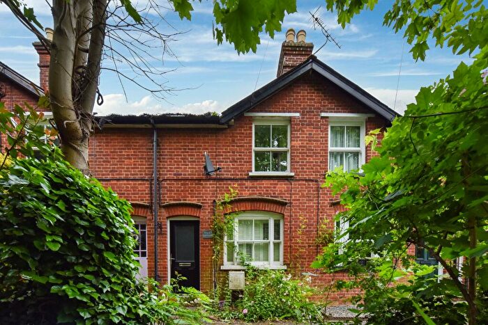 2 Bedroom Terraced House To Rent In Oxford Road, Marlow, Buckinghamshire, SL7