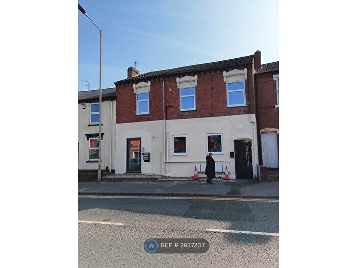 2 Bedroom Flat To Rent In Wollaston, Stourbridge, DY8