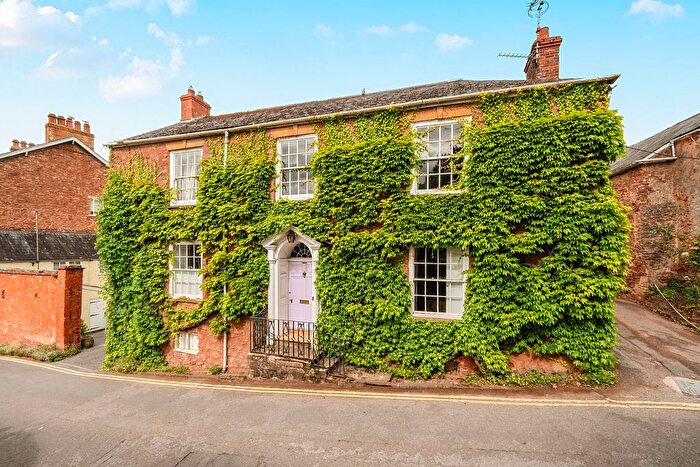 4 Bedroom Detached House For Sale In Milverton, Taunton, . Acres, TA4
