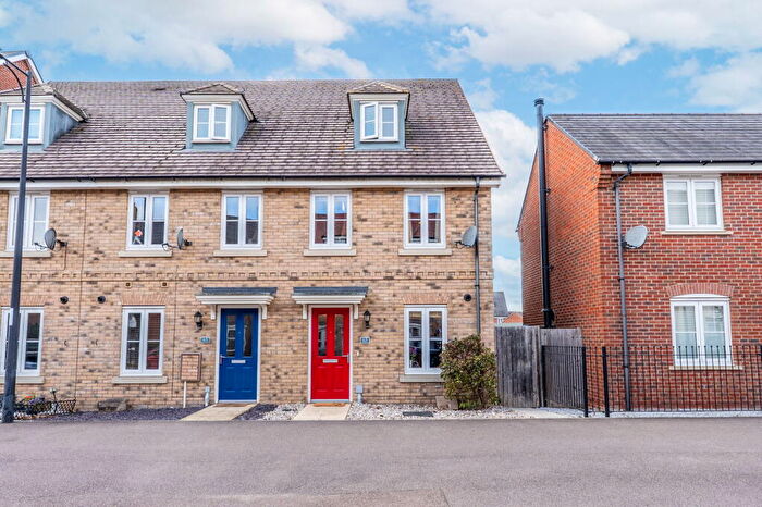 3 Bedroom Town House For Sale In Brooklands Avenue, Wixams, MK42