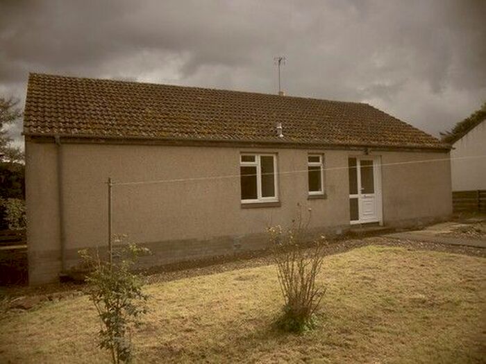 3 Bedroom Bungalow To Rent In New Farm Cottages, Pathhead, EH37