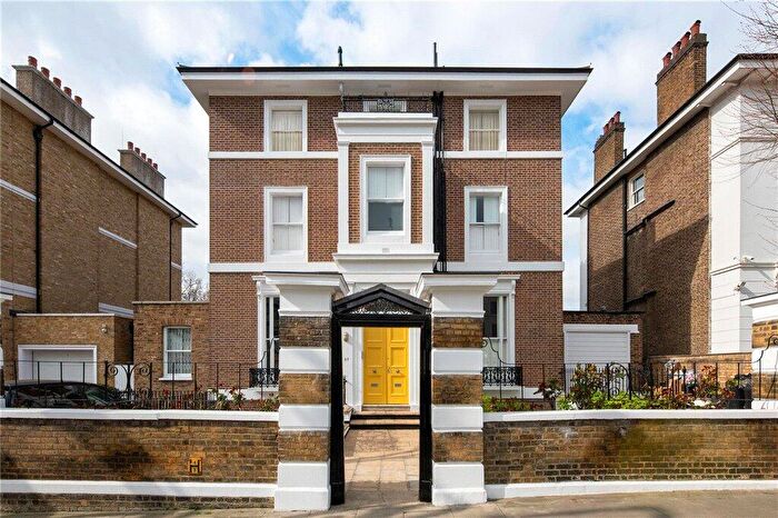 2 Bedroom Flat For Sale In Hamilton Terrace, London, NW8