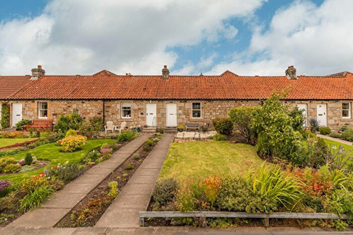 2 Bedroom Cottage For Sale In Echline Farm Cottages, South Queensferry, EH30