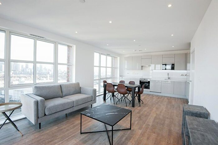 3 Bedroom Apartment To Rent In Maritime Street, London, SE16