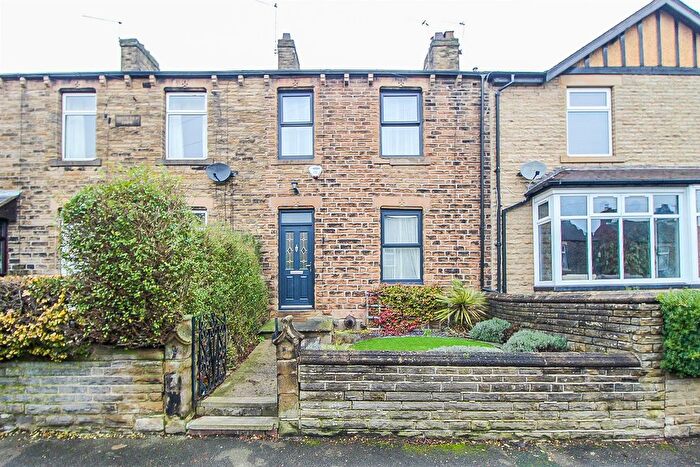 2 Bedroom Terraced House For Sale In Springstone Avenue, Ossett, WF5