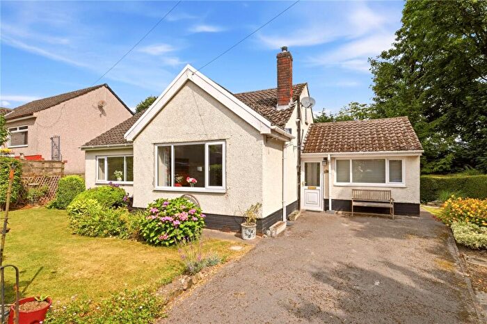 3 Bedroom Bungalow For Sale In Rainhall Road, Barnoldswick, Lancashire, BB18