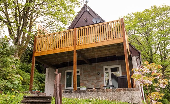 4 Bedroom Lodge For Sale In Honicombe Manor Park, Callington, PL17