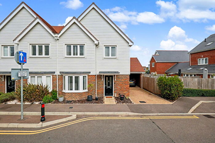 4 Bedroom Semi-Detached House For Sale In Williams Place, Holborough Lakes, ME6