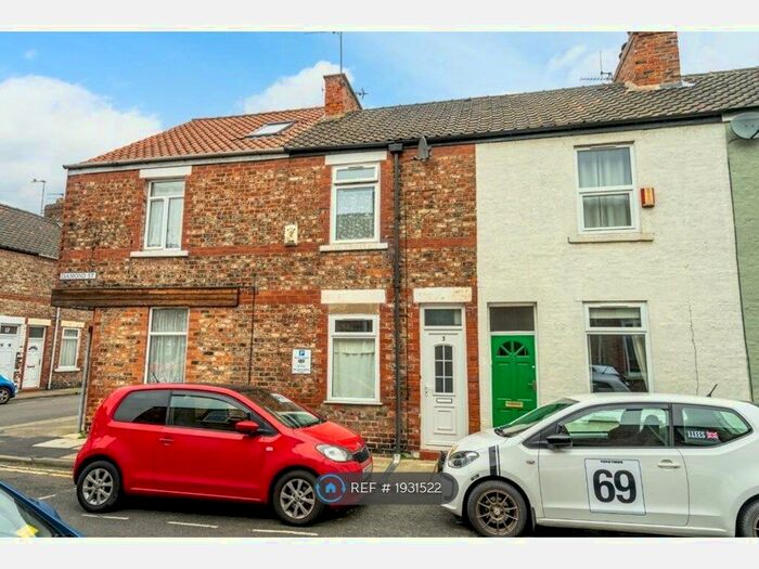 2 Bedroom Terraced House To Rent In Diamond Street, York, YO31
