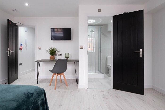 2 Bedroom Semi Detached House To Rent In Gresham Street, Lincolnshire, LN1