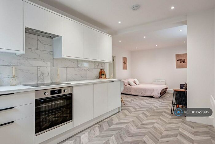 Studio To Rent In Shearwood Road, Sheffield, S10