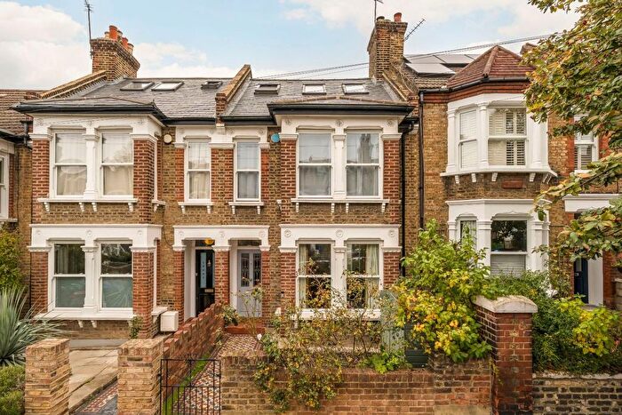 4 Bedroom Terraced House For Sale In Swallowfield Road, Charlton, SE7