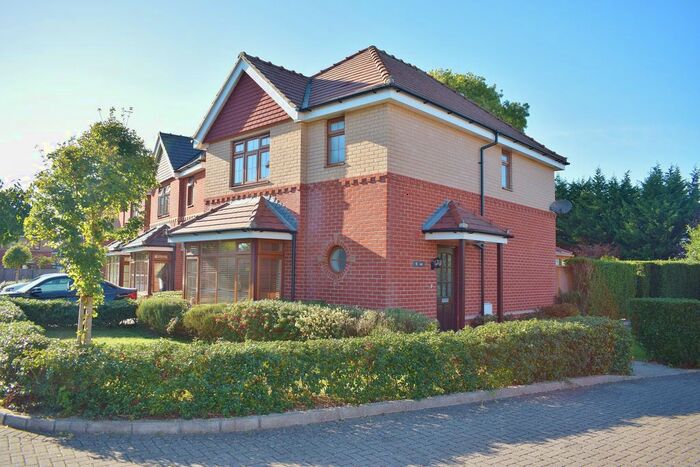 3 Bedroom Detached House To Rent In Woodland Gardens, Blackfield, SO45