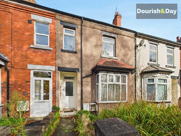 2 Bedroom Flat For Sale In Corporation Street, Stafford, ST16