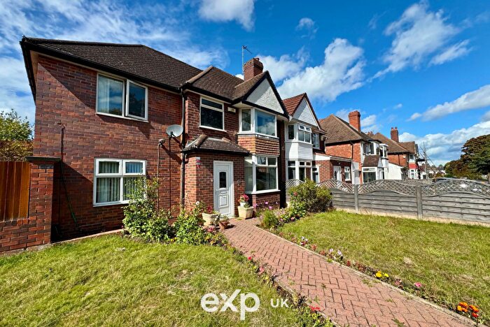 5 Bedroom Semi-Detached House For Sale In Shirley Road, Hall Green, B28
