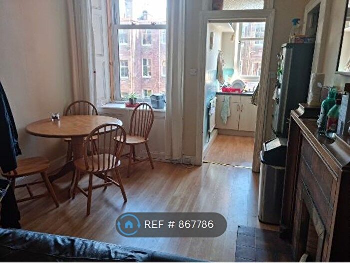 3 Bedroom Flat To Rent In Falcon Avenue, Edinburgh, EH10