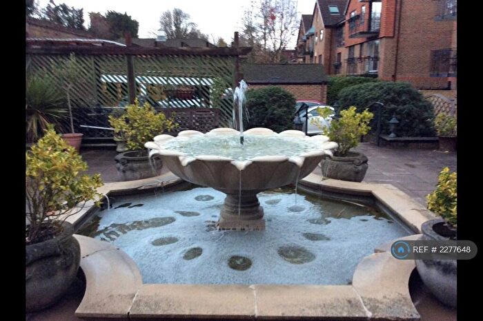 2 Bedroom Flat To Rent In Lansdowne Road, Surrey, CR8