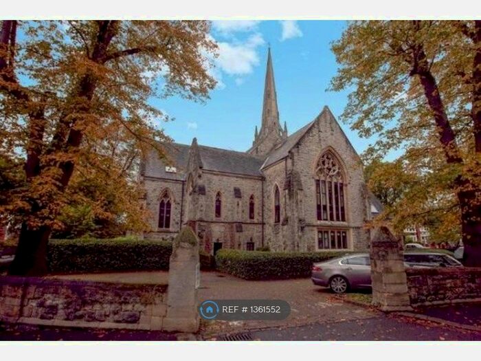 2 Bedroom Flat To Rent In St. Stephens Court, London, W13