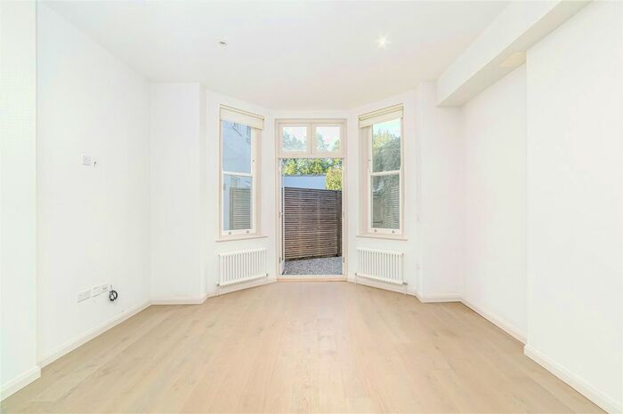1 Bedroom Flat To Rent In Walm Lane, London, NW2