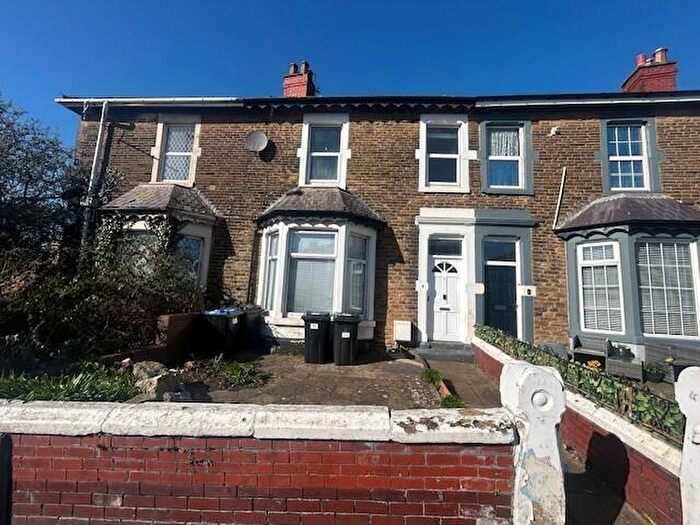 2 Bedroom Apartment To Rent In Newton Drive, Blackpool., FY3