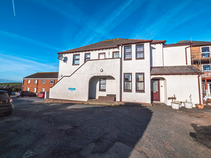 1 Bedroom Apartment For Sale In Kiming, Stratton Road, EX23