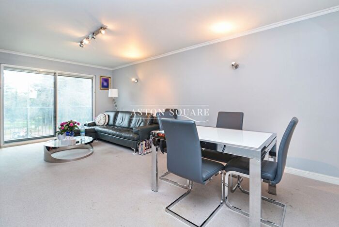 2 Bedroom Flat To Rent In Bridge Lane, London, NW11