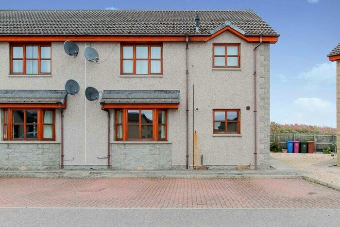 2 Bedroom Flat To Rent In Barmuckity Lane, Elgin, Morayshire, IV30