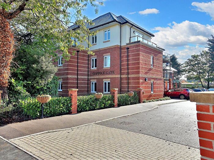 2 Bedroom Apartment For Sale In Beaulieu Road, Dibden Purlieu, SO45