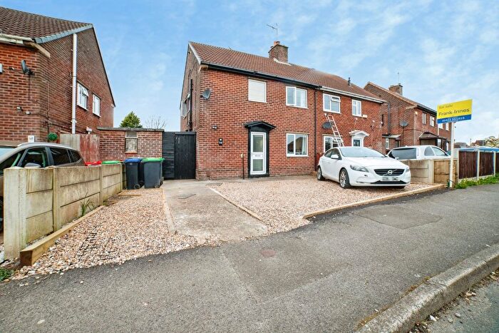 3 Bedroom Semi Detached House For Sale In Hill Crescent, Sutton-In-Ashfield, Nottinghamshire, NG17