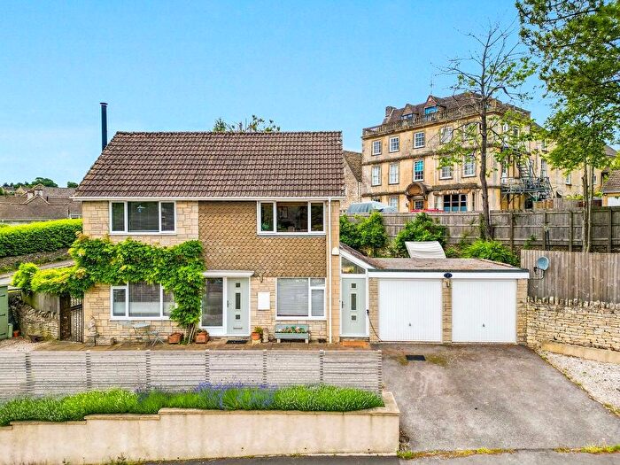 4 Bedroom Detached House For Sale In Springhill Crescent, Nailsworth, GL6